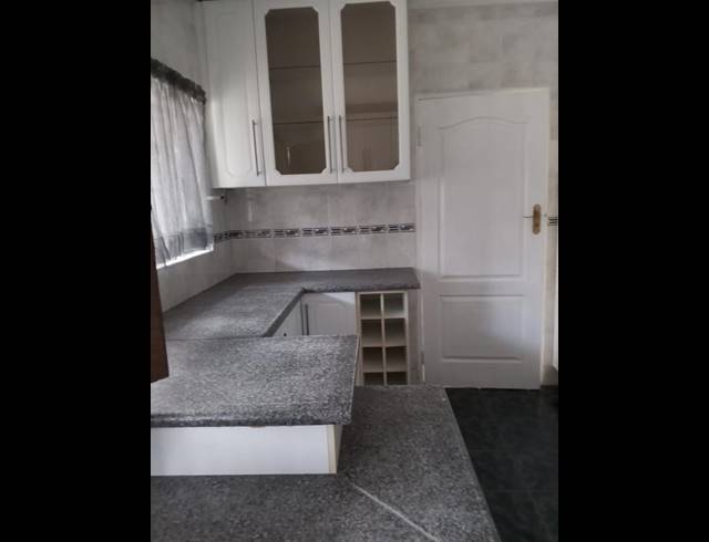 3 BEDROOM PROPERTY TO RENT IN ELSPARK